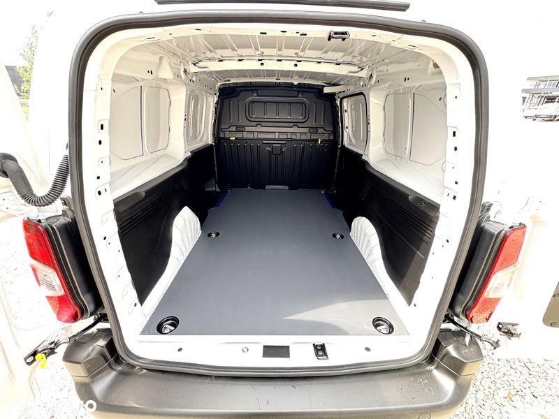Toyota Proace City Van Long L2H1 - 9