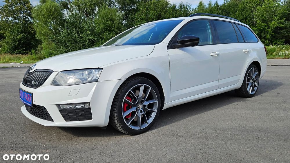 Skoda Octavia Combi 2.0 TDI DSG RS - 11