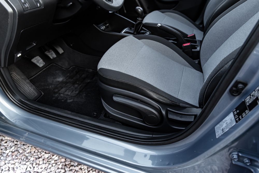 Hyundai i20 - 19