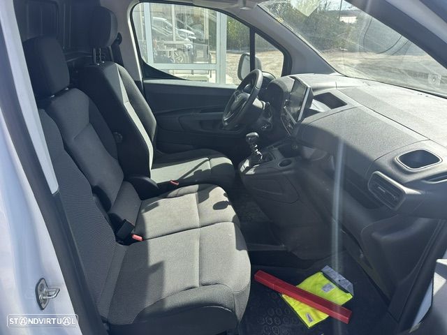 Opel COMBO LONGA 3 LUGARES - 11