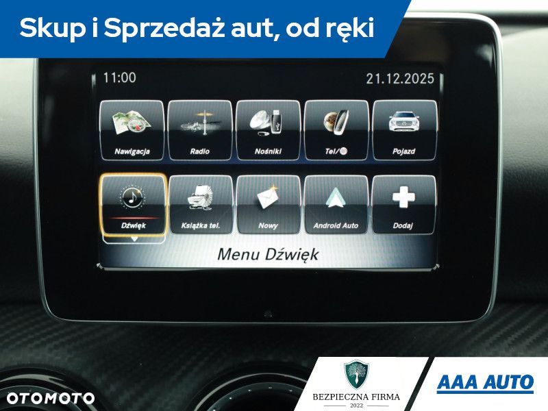 Mercedes-Benz GLA - 15