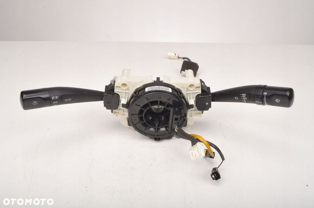 SSANGYONG RODIUS II PRZEŁĄCZNIK ZESPOLONY - 1