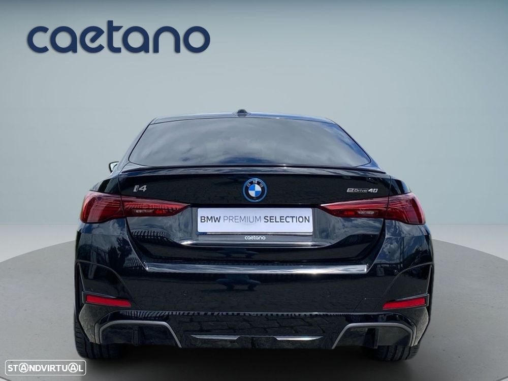 BMW i4 eDrive40 Pack Desportivo M Pro - 18