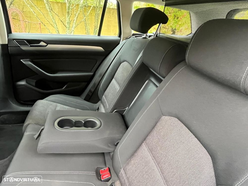 VW Passat Variant 2.0 TDi Confortline - 4