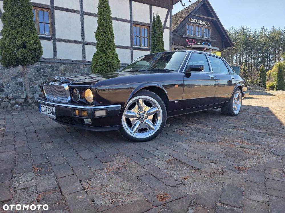 Jaguar XJ Soverign 3.2i - 2