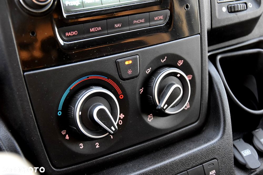 Peugeot BOXER 130 2.0 BLUEHDI L2H2 - 25