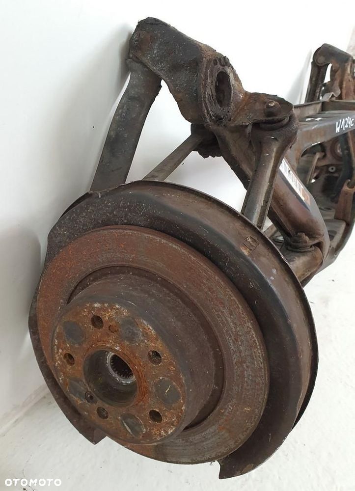ZAWIESZENIE WÓZEK SANKI BELKA OŚ TYŁ MERCEDES W124 - 6