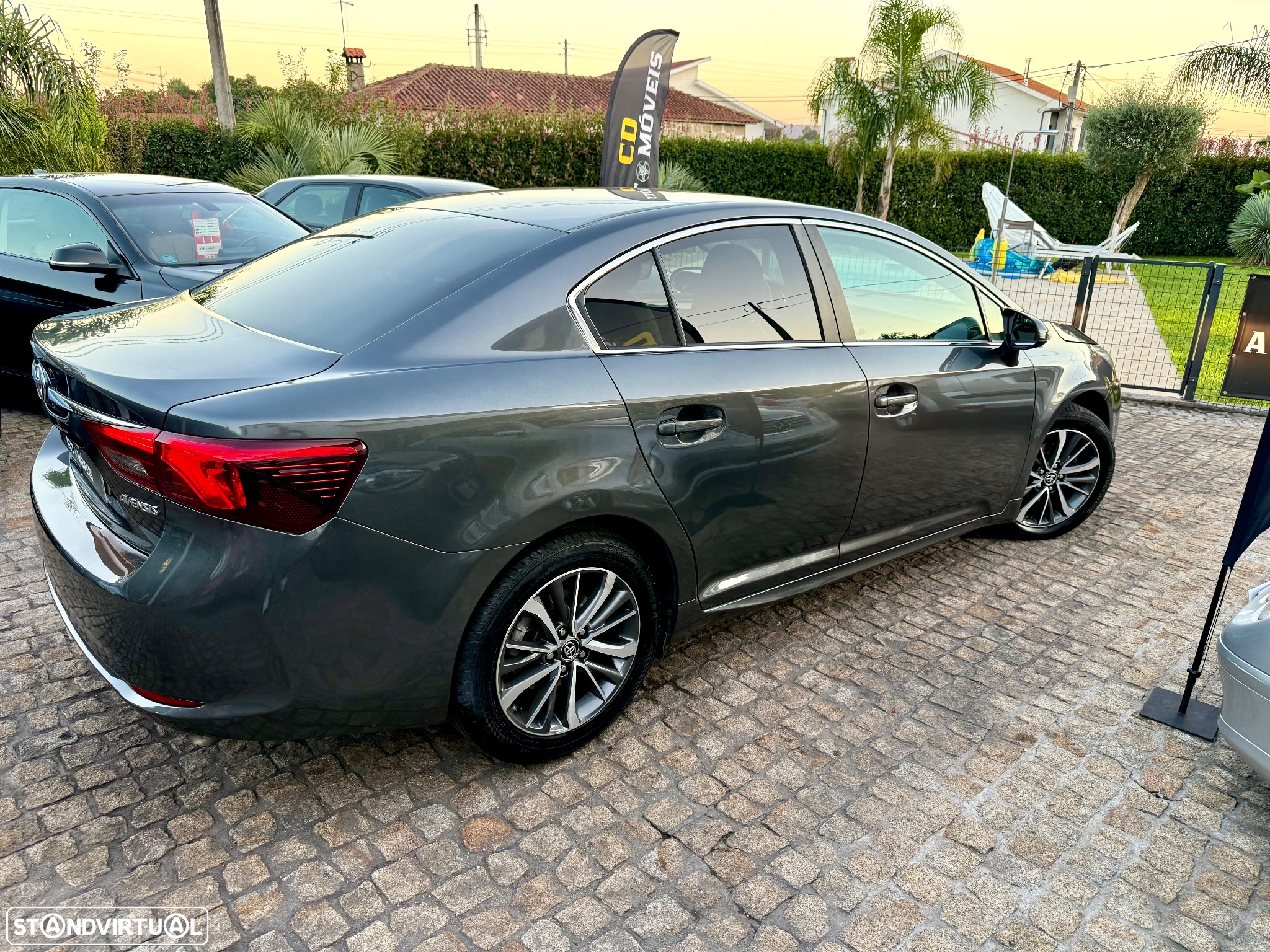 Toyota Avensis SD 1.6 D-4D Luxury+GPS - 4