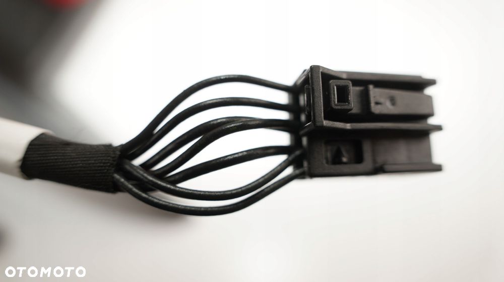 LUSTERKO LEWE MERCEDES W176 12-18R 7PIN 589 - 8