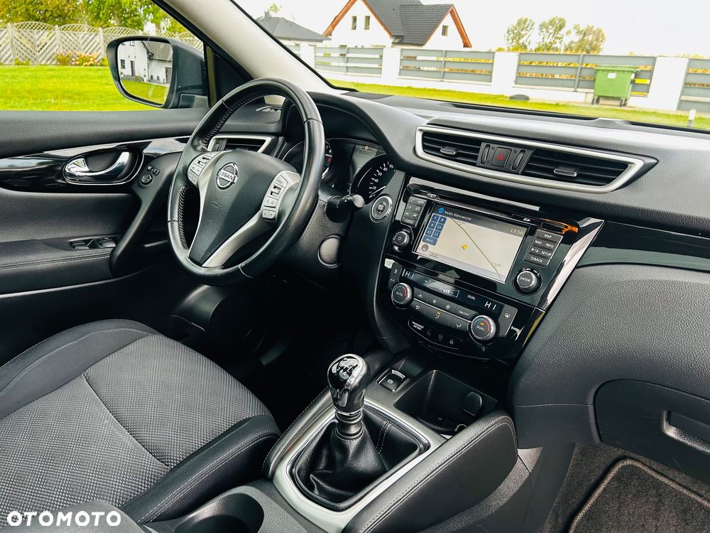 Nissan Qashqai 1.2 DIG-T N-Connecta - 19