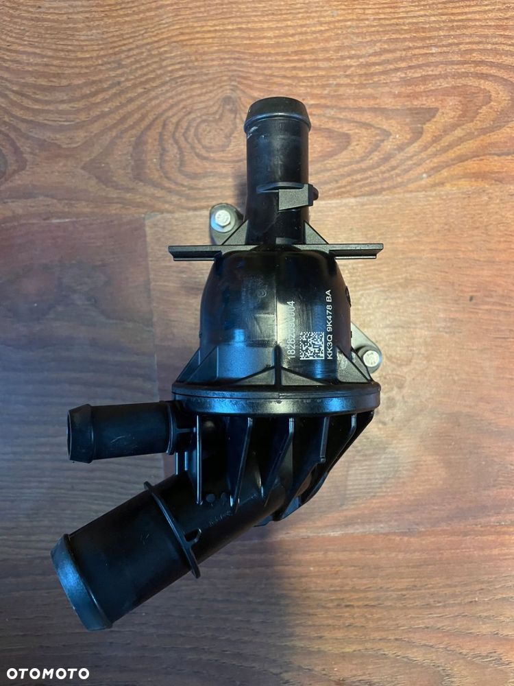 OBUDOWA TERMOSTATU TRANSIT MK8 RWD E6 KK3Q9K478BA - 1