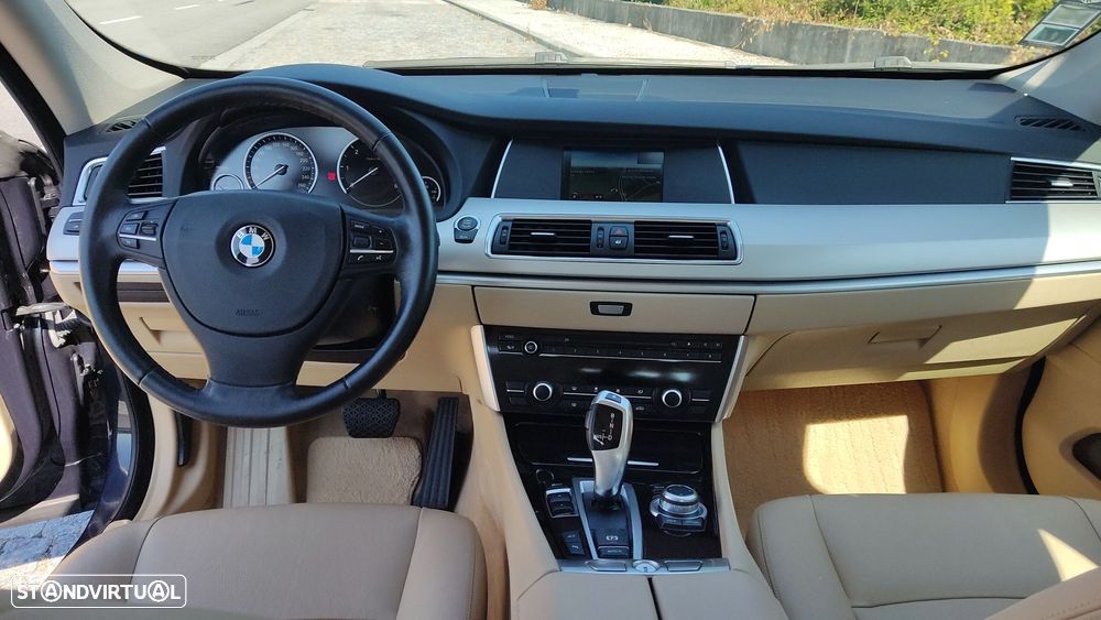 BMW 520 Gran Turismo d Line Luxury - 9