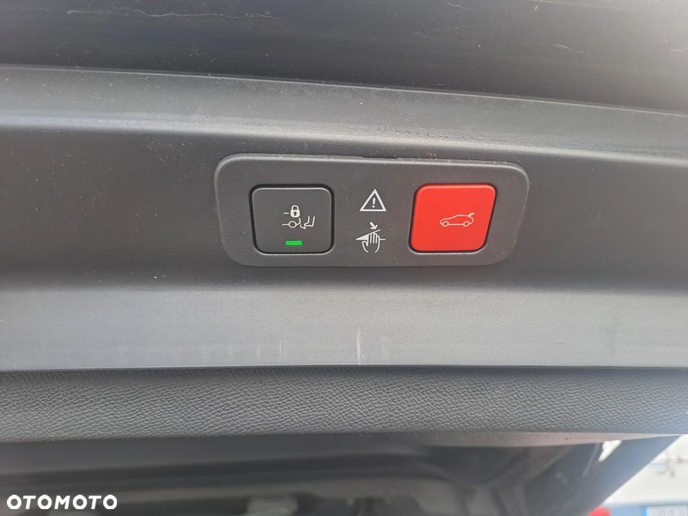 Peugeot 5008 - 12