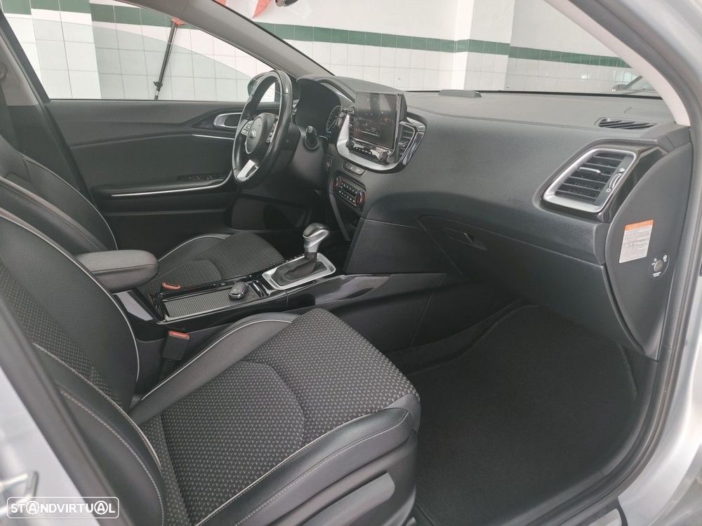 Kia Ceed SW 1.6 GDi PHEV Tech 6DCT - 9