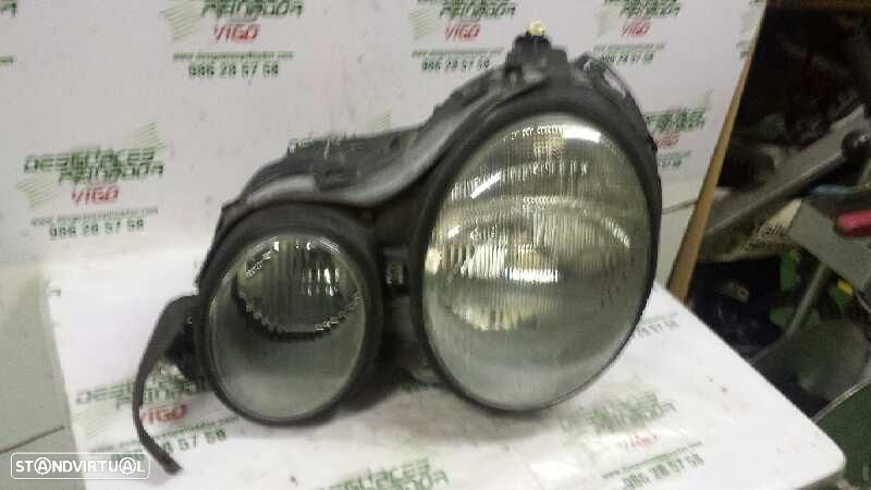 FAROL ESQUERDO MERCEDES-BENZ CLASE E BM 210 BERLINA - 1