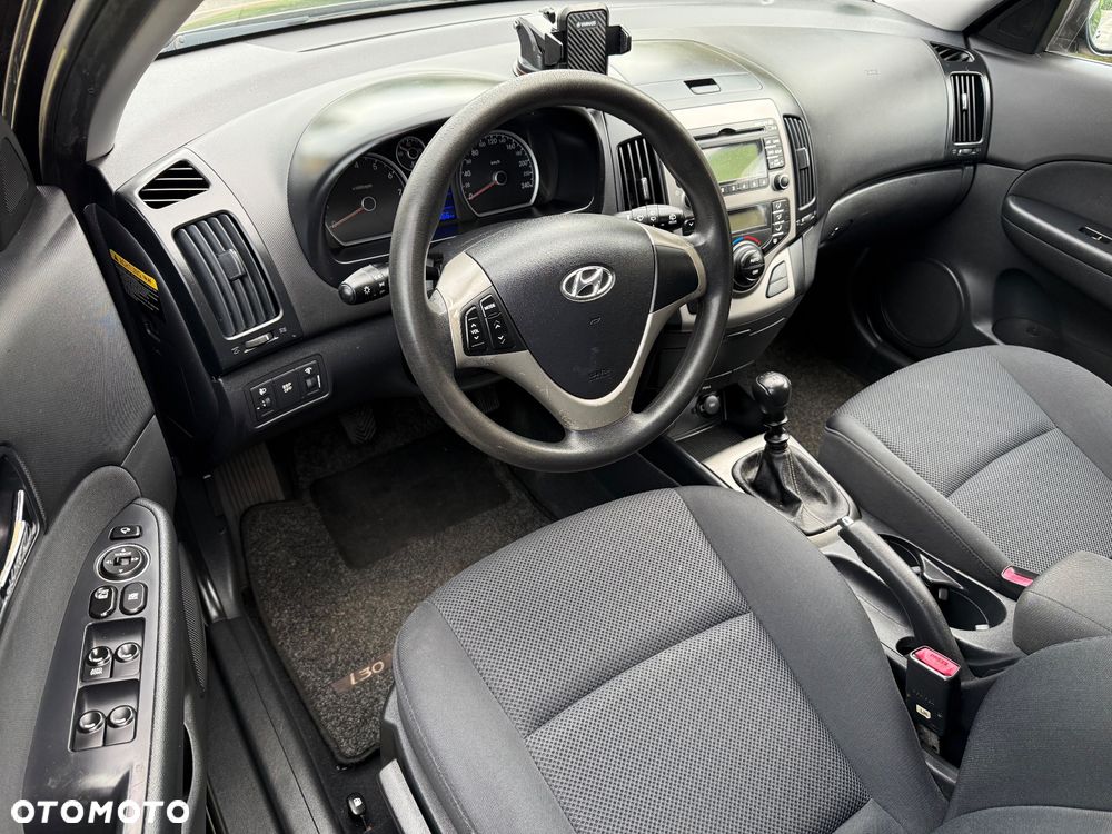Hyundai i30 1.6 blue Style - 9