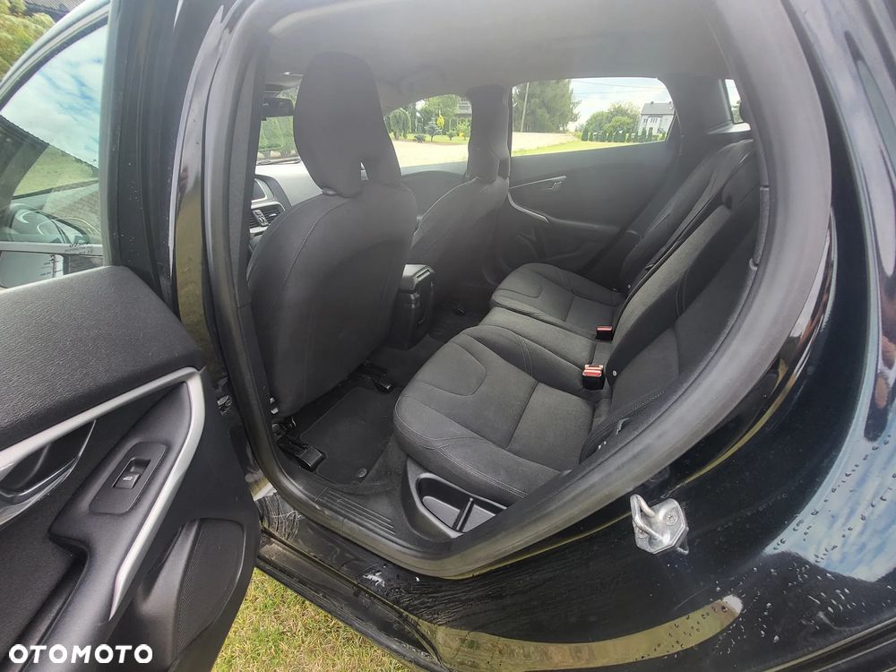 Volvo V40 D3 Kinetic - 14