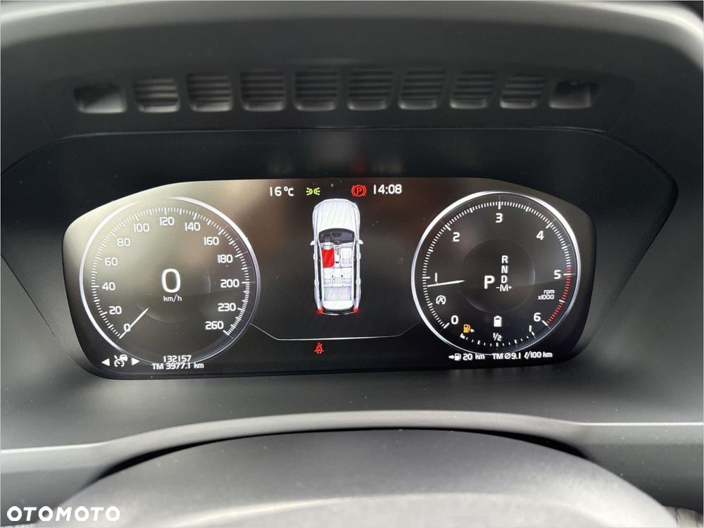 Volvo XC 90 B5 D AWD Plus Bright - 13