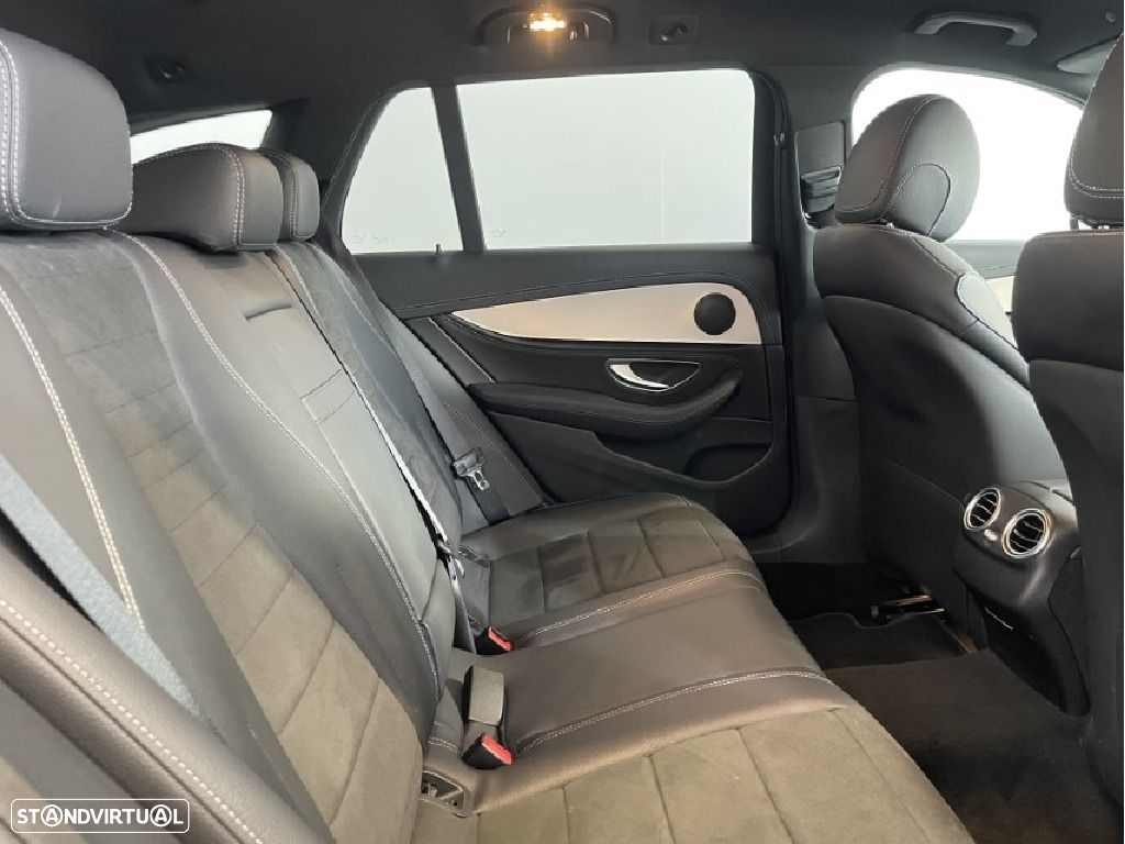 Mercedes-Benz E 300 - 19