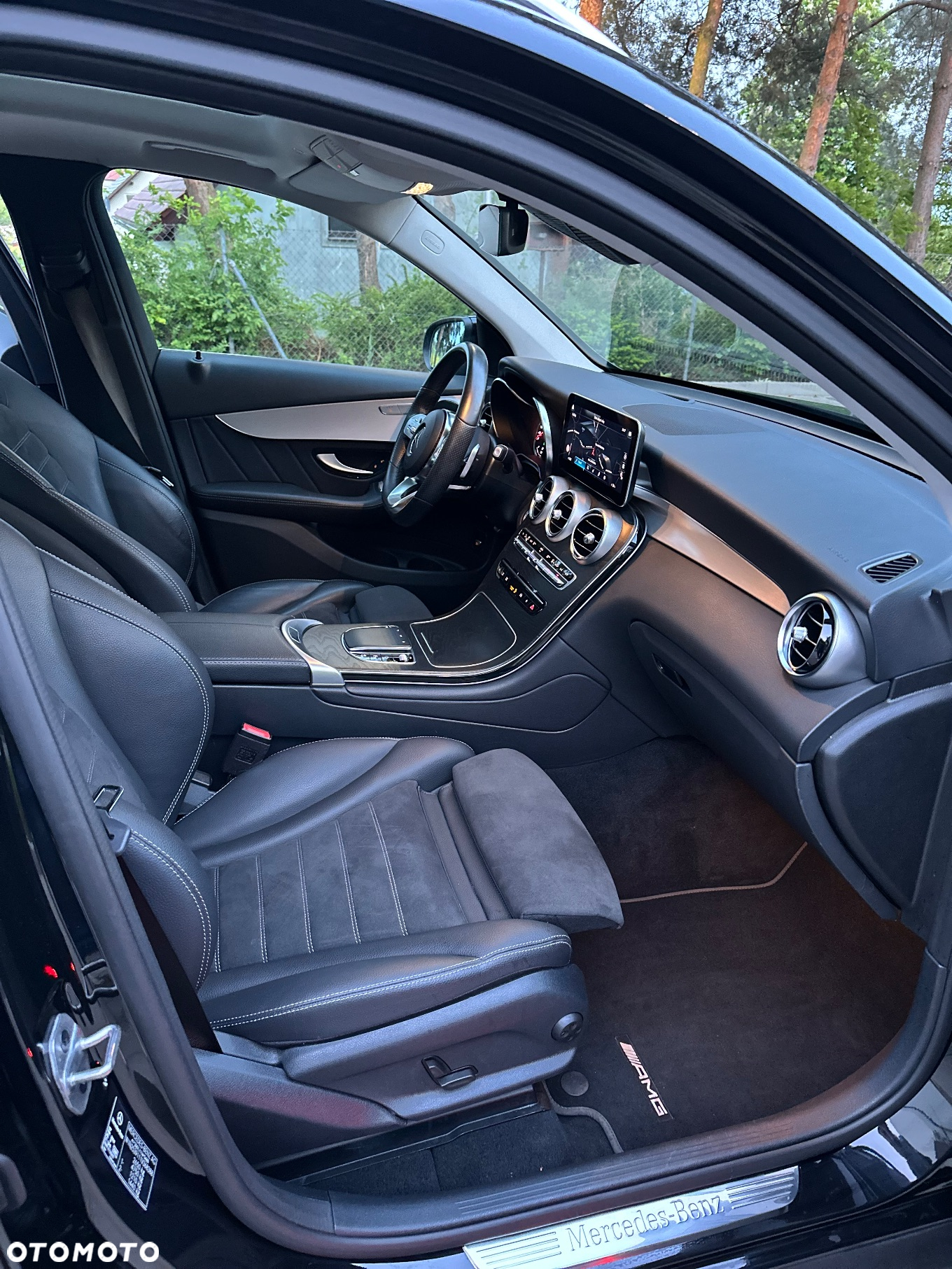 Mercedes-Benz GLC 300 de 4Matic 9G-TRONIC AMG Line - 23