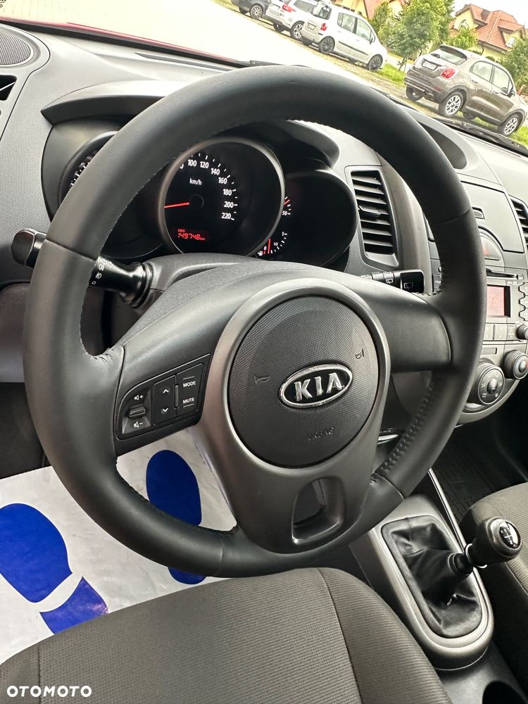 Kia Soul 1.6 L - 19
