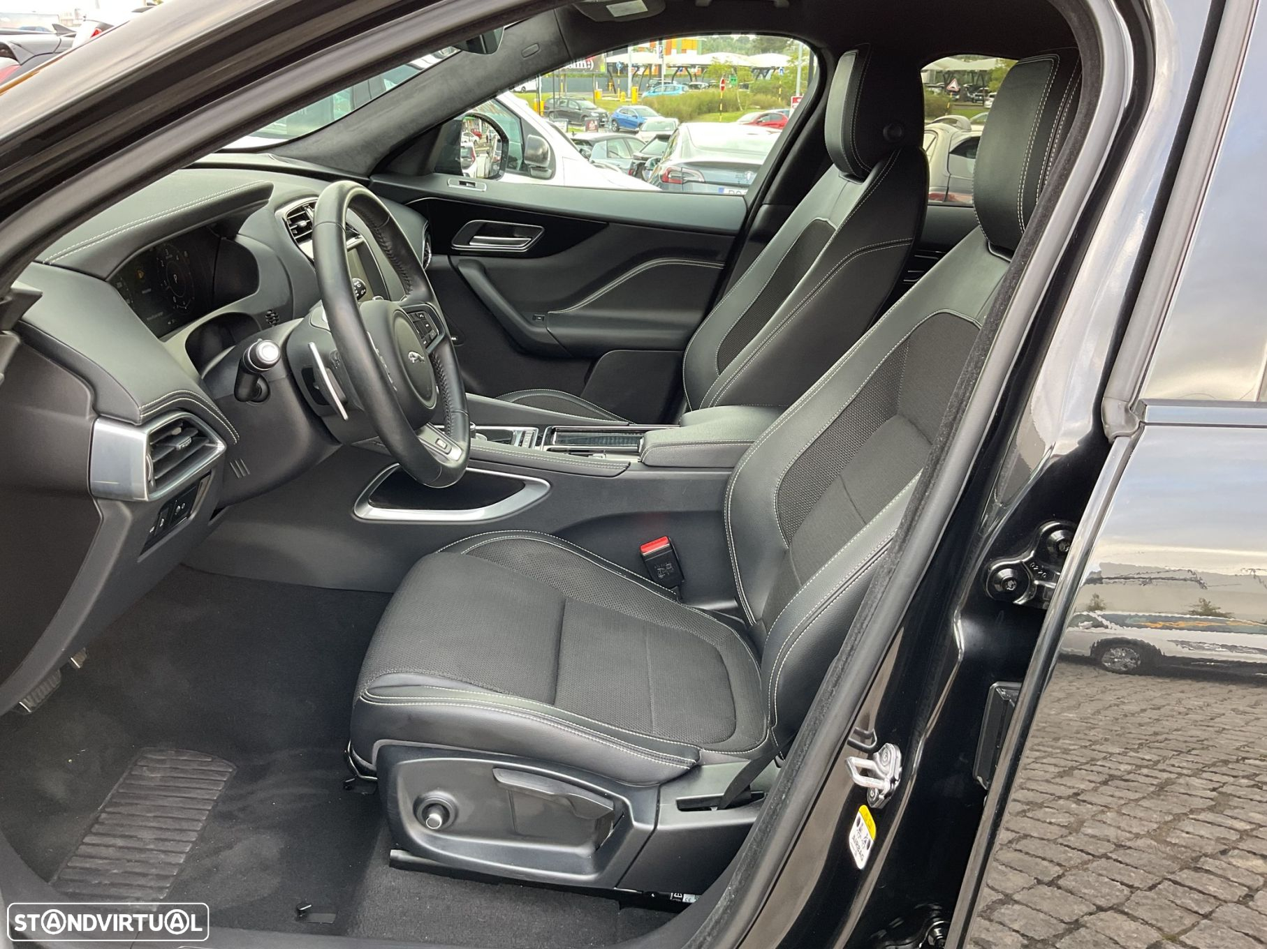 Jaguar F-Pace 2.0 i4D R-Sport AWD Aut. - 26