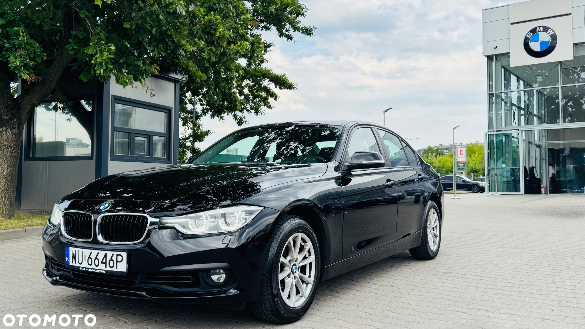 BMW Seria 3 318i - 7