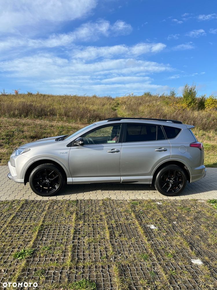 Toyota RAV4 Hybrid Selection 4x4 - 6