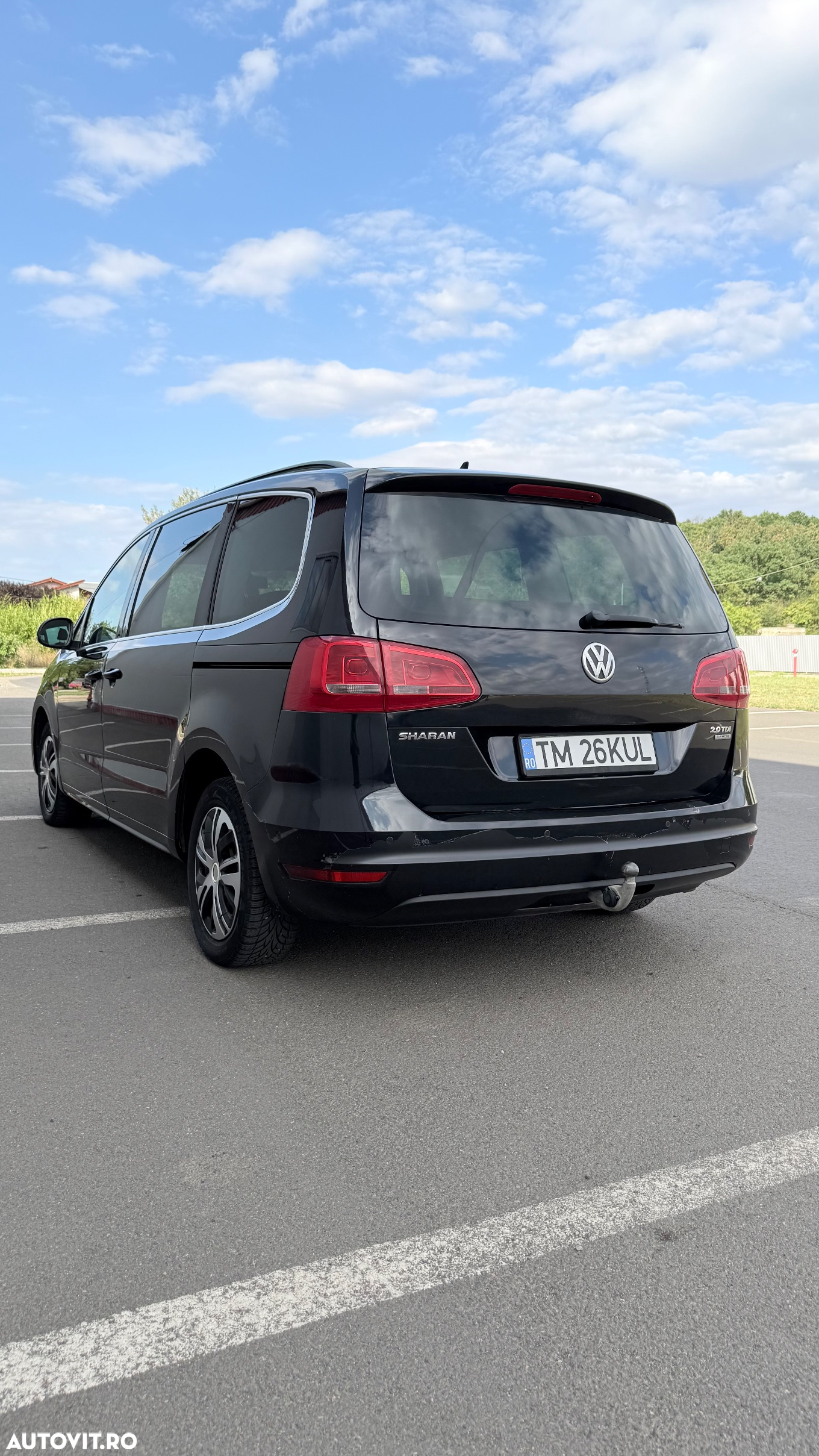 Volkswagen Sharan 2.0 TDI DSG BlueMotion Technology Comfortline - 4