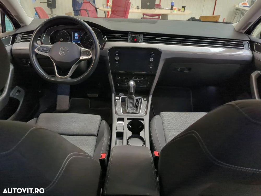 Volkswagen Passat 1.5 TSI ACT DSG Comfortline - 3