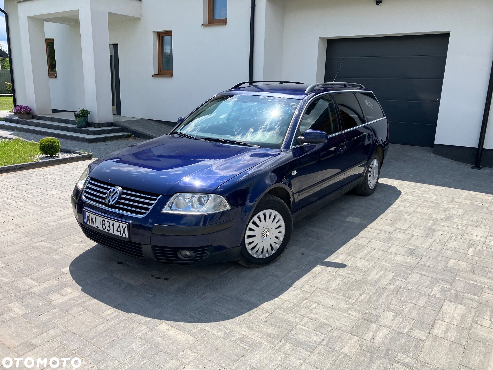Volkswagen Passat 1.9 TDI Highline - 1