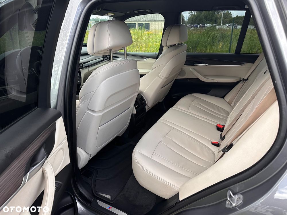 BMW X5 xDrive30d - 17