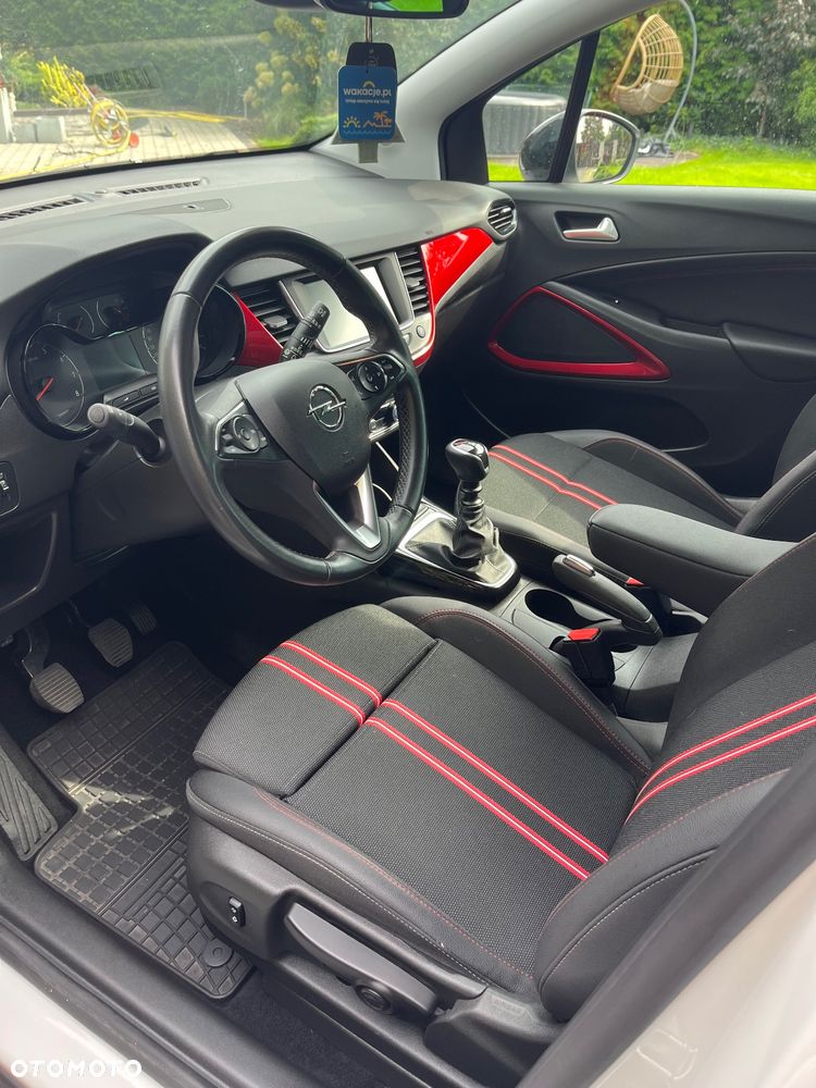 Opel Crossland X - 8
