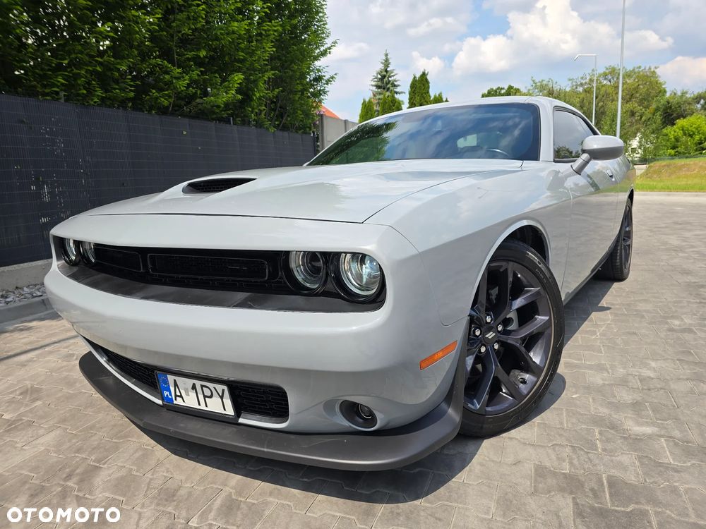 Dodge Challenger - 10