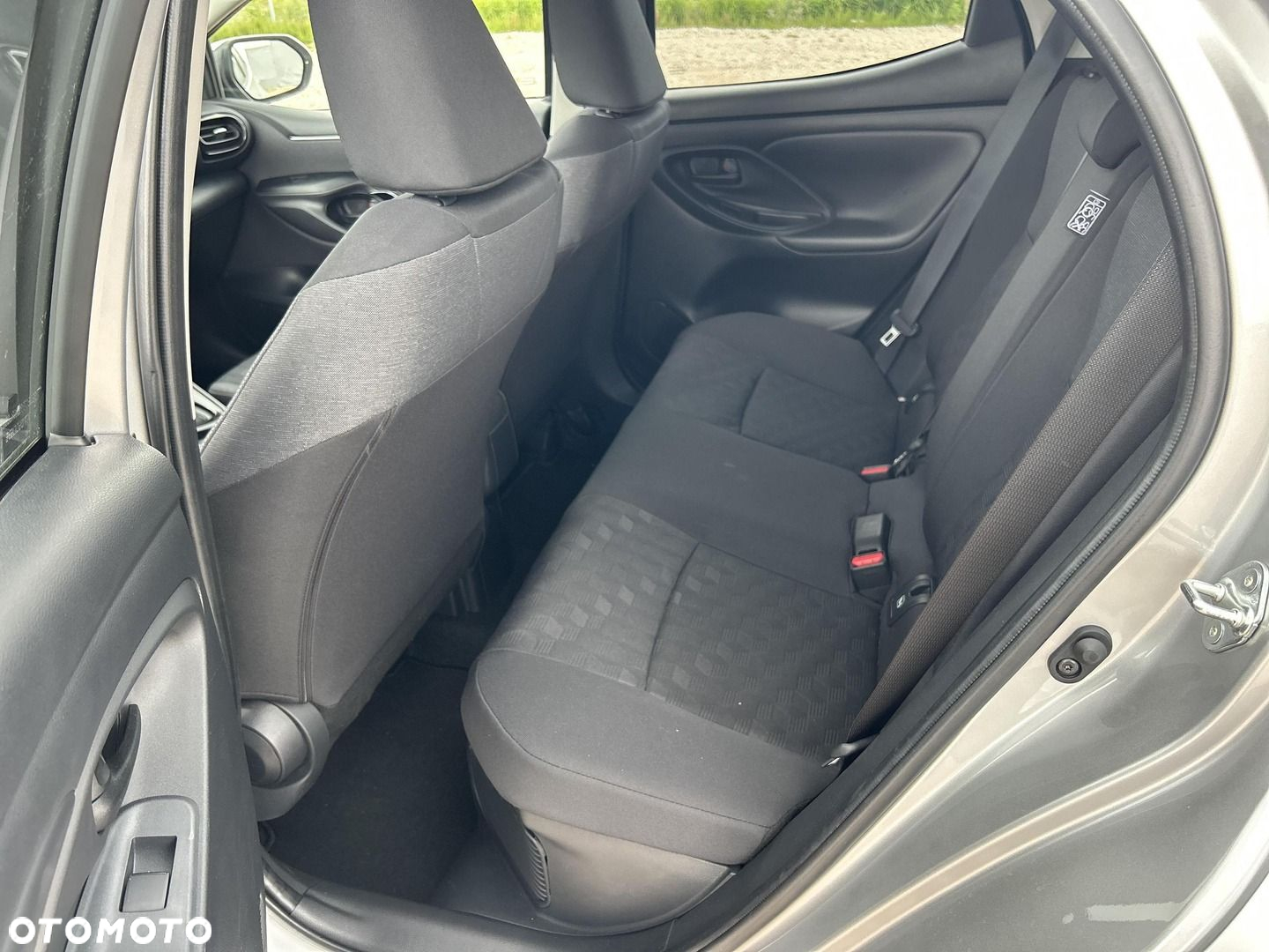 Toyota Yaris - 11