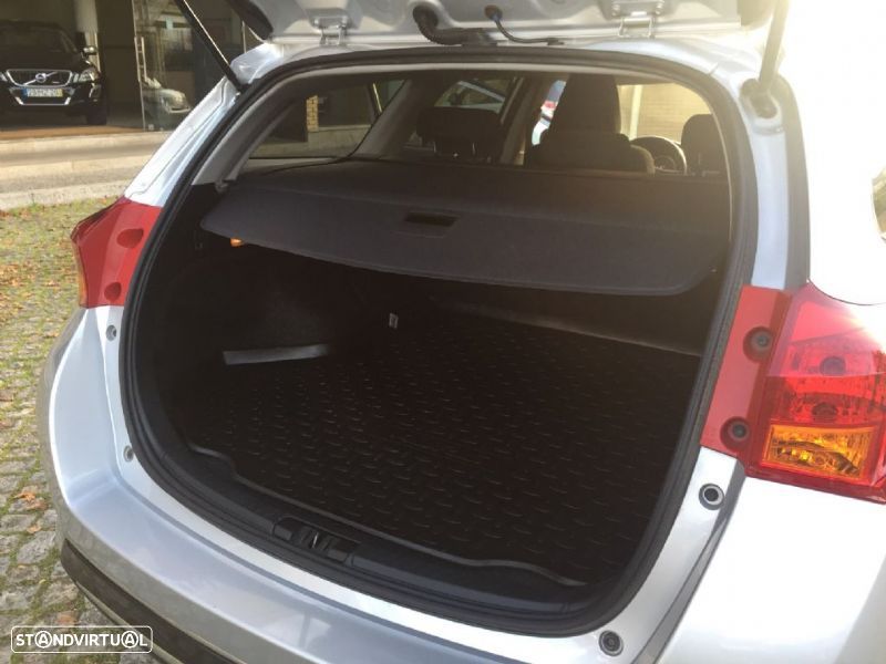 Toyota Auris Touring Sports 1.4 D-4D Comfort+Pack Sport - 7