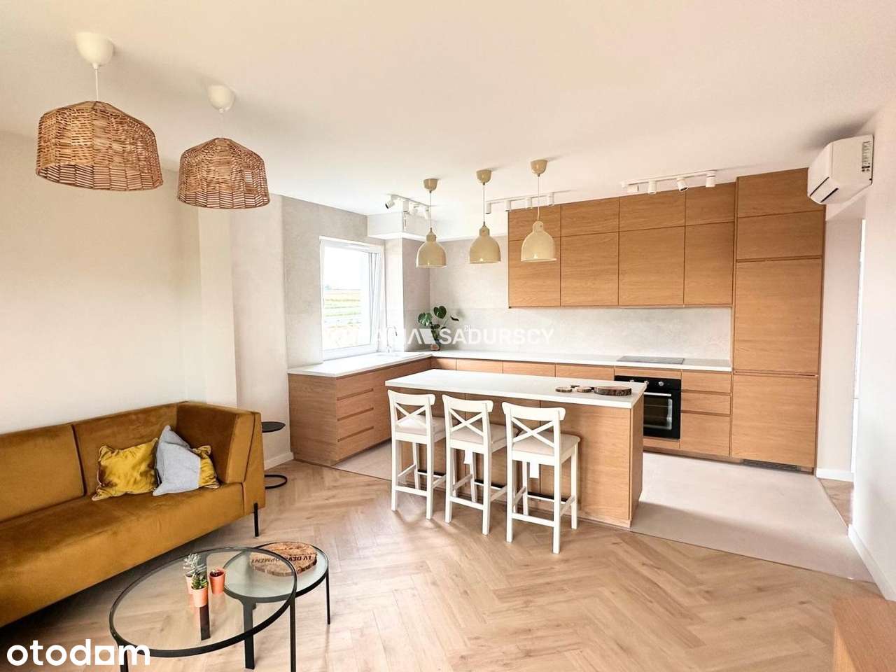 Mieszkanie na sprzedaż, 4 pokoje, 101 m², Zalesie