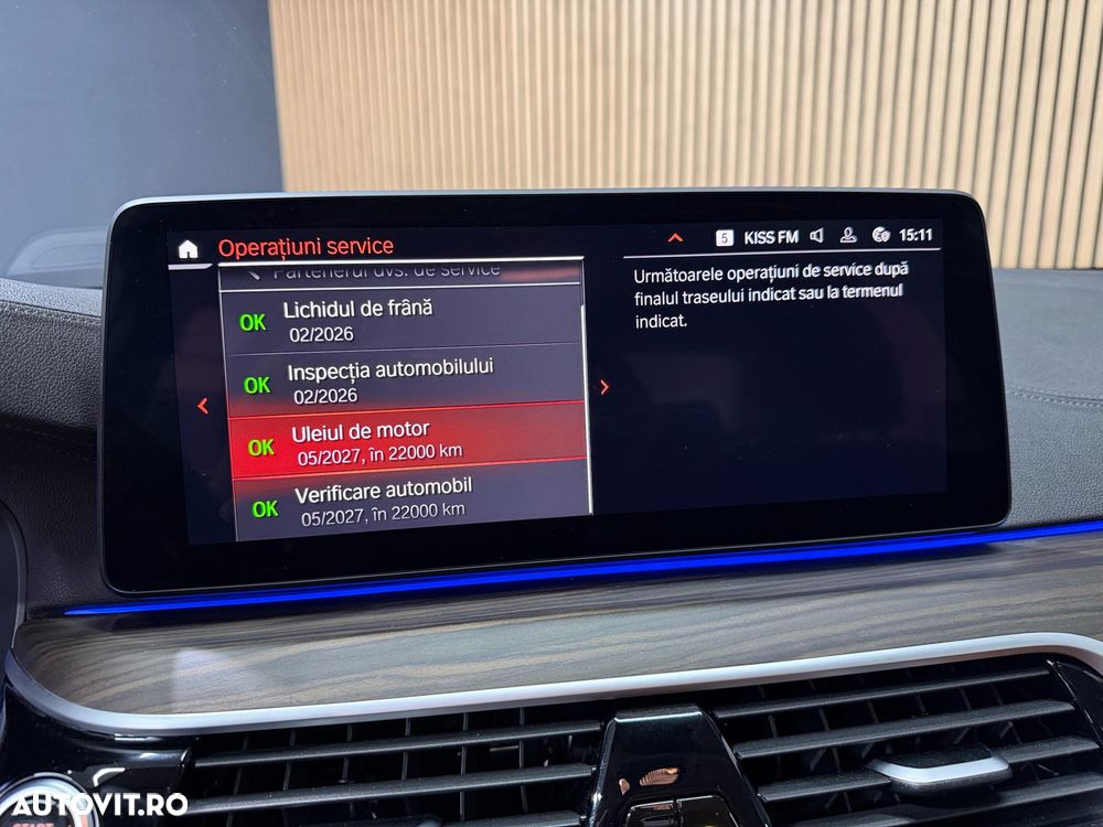 BMW Seria 5 520d Aut. Luxury Line - 11