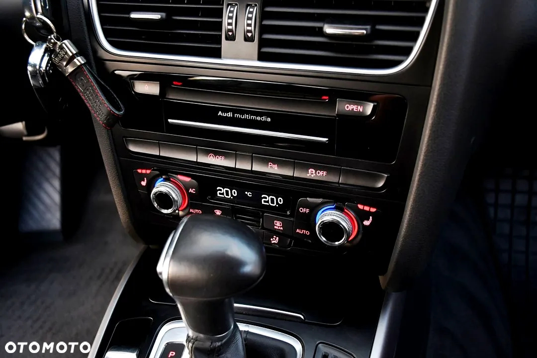 Audi A4 2.0 TDI Quattro S tronic - 37
