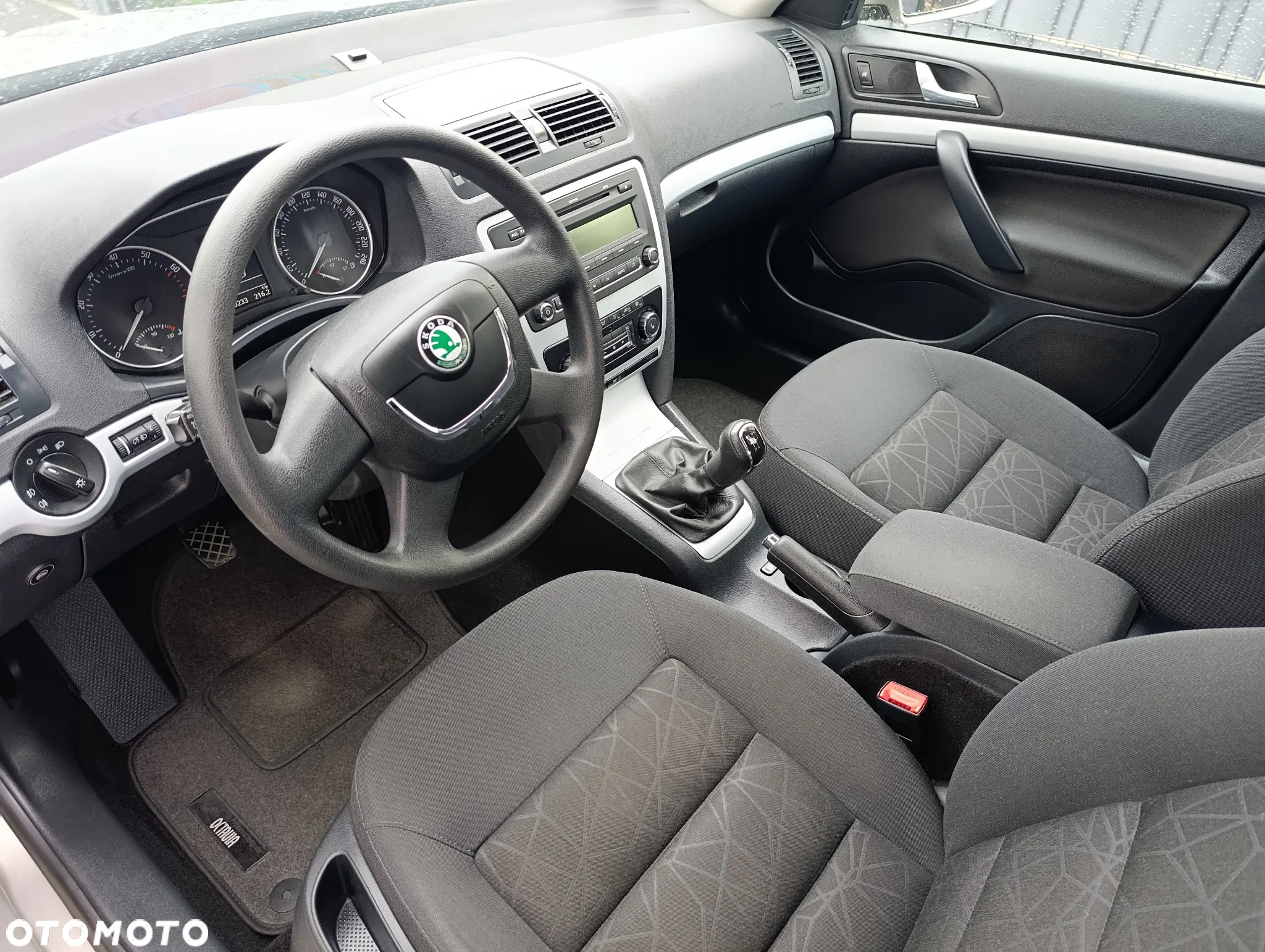 Skoda Octavia 1.6 Family - 25