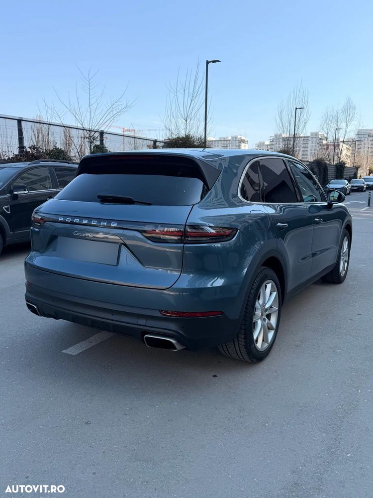 Porsche Cayenne Tiptronic S - 6