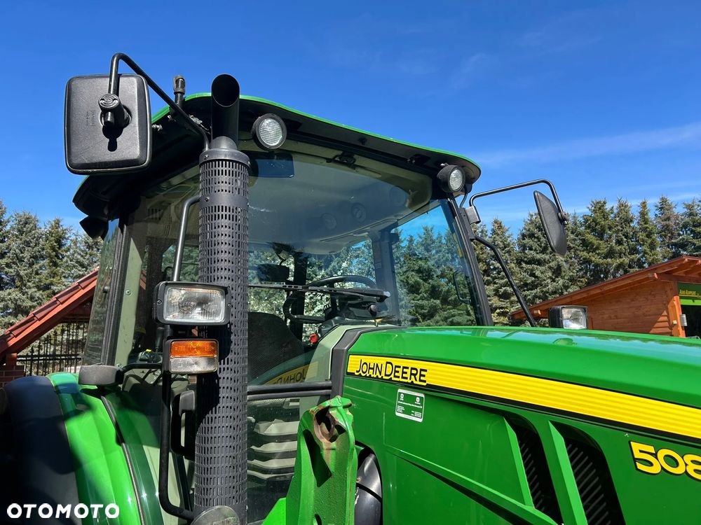 John Deere 5085M - 19