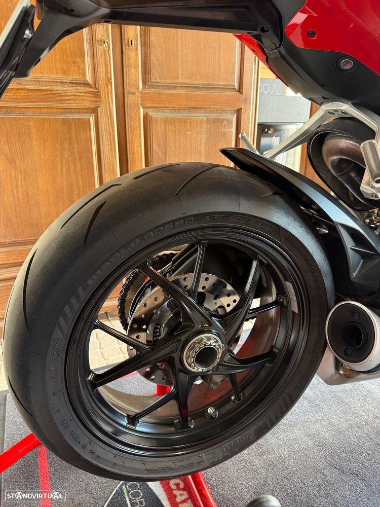 Ducati Panigale V2 - 5