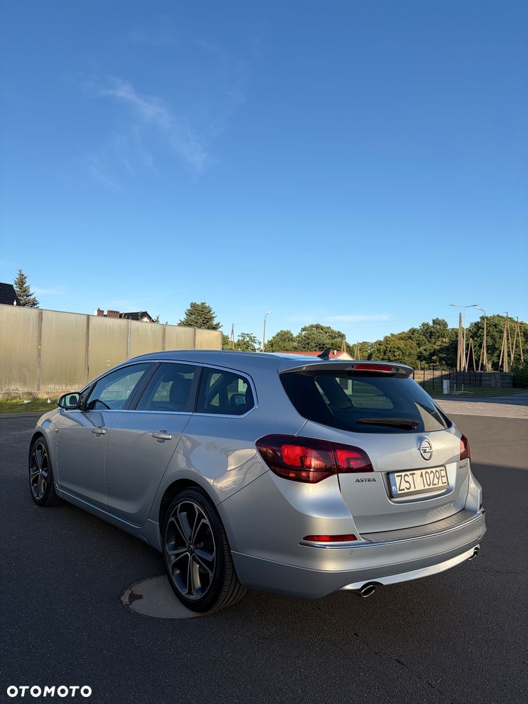 Opel Astra 2.0 BiTurbo CDTI DPF ecoFLEX SportsTourer St - 4