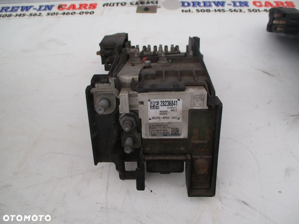 CITROEN PEUGEOT MODUŁ KLEMA AKUMULATORA 751A-R1A-B7R0 28236841 - 1
