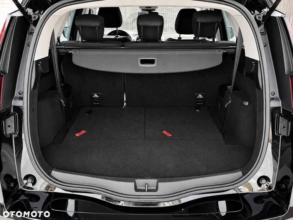Renault Grand Scenic - 40