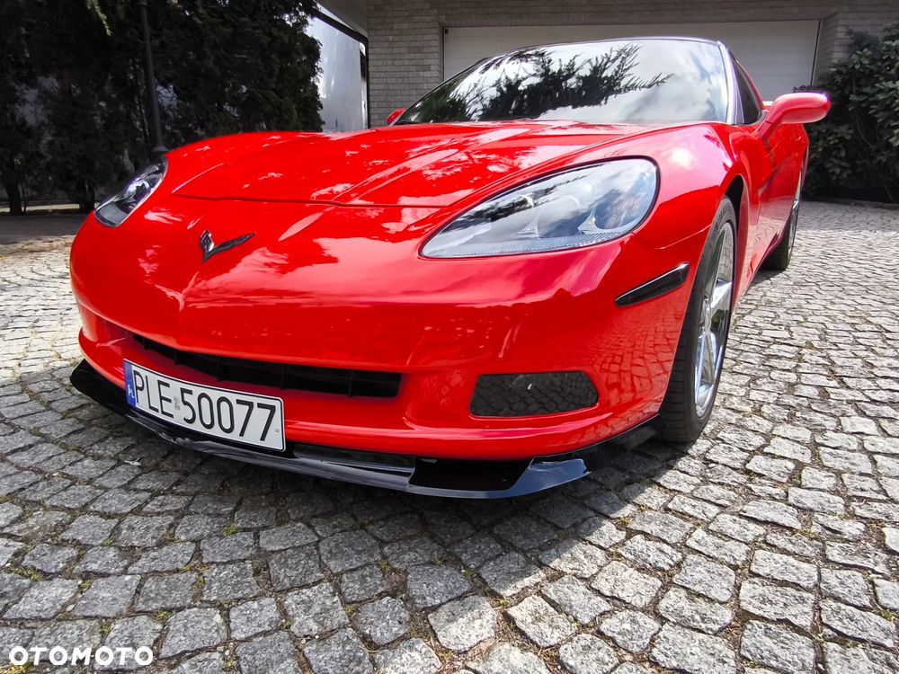 Chevrolet Corvette - 4