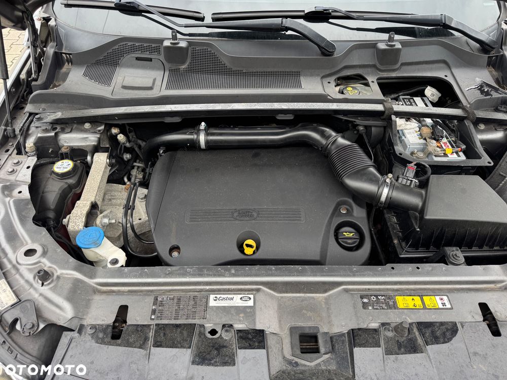 Land Rover Discovery Sport TD4 HSE - 18