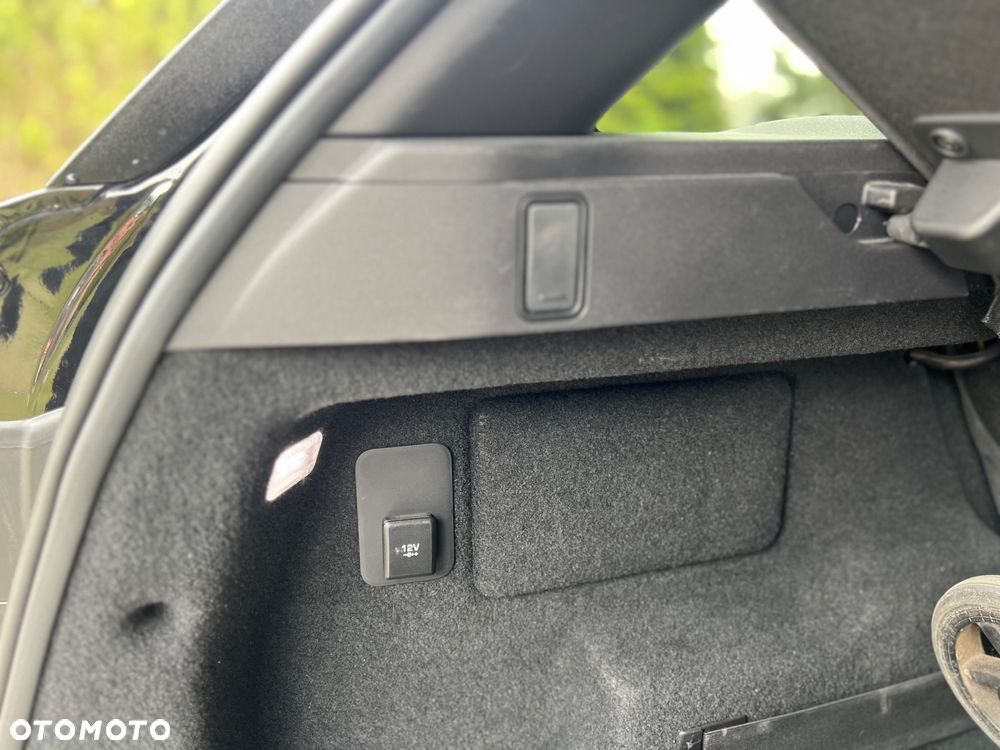 Land Rover Range Rover Evoque P200 R-Dynamic HSE - 35