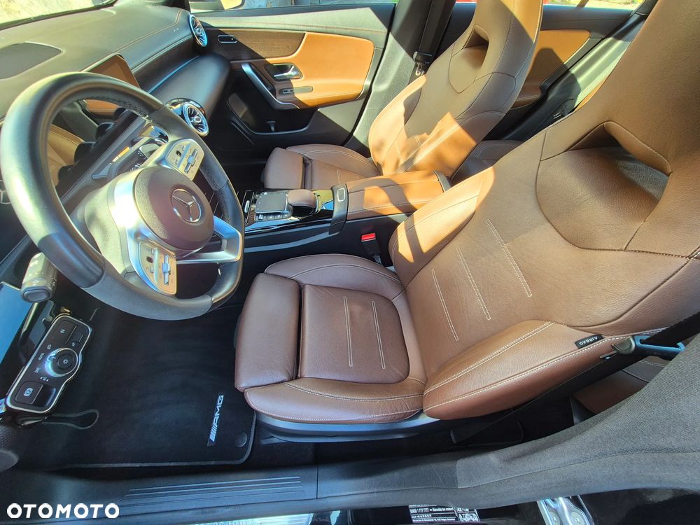 Mercedes-Benz CLA 250 4-Matic AMG Line 7G-DCT - 8